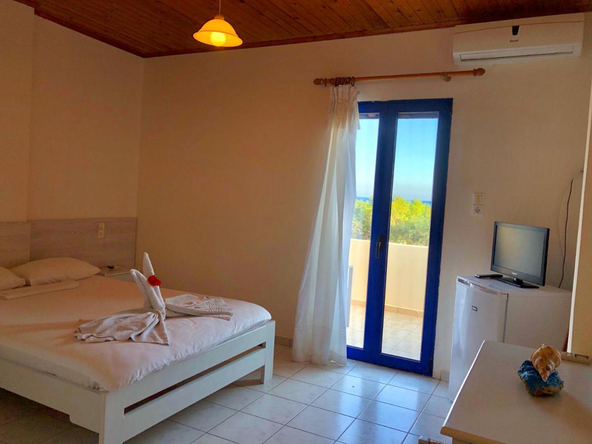 Flisvos Rooms Frangokastello Exteriör bild
